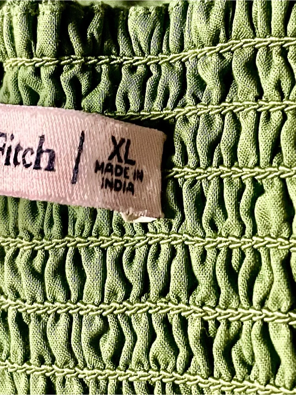 Abercrombie and Fitch Ruffle Maxi Dress
SIZE XL **LIKE NEW** - Picture 11 of 11